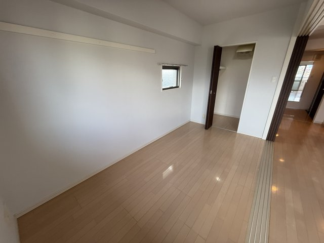 豊中市寺内１丁目の賃貸マンションの寝室