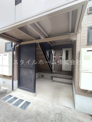 【エントランス】 | ユトリロ西幸B