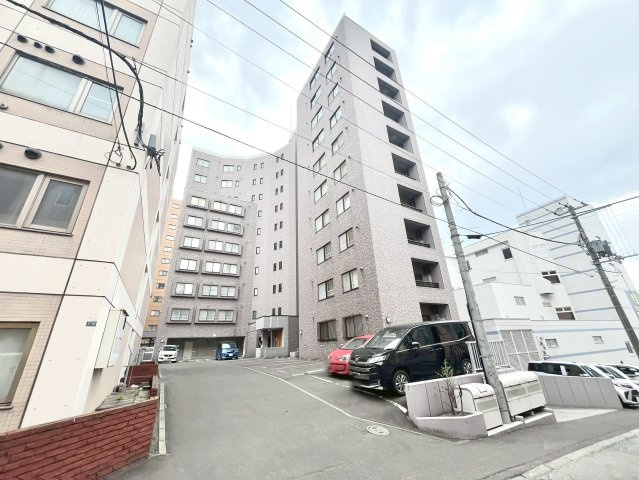 ガーデンヒルズラ・モード白石ステーションの外観|地下鉄東西線「白石」駅まで徒歩4分！