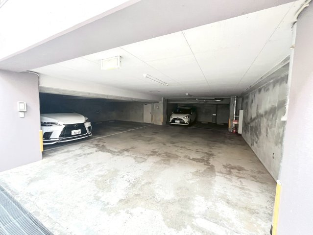 ガーデンヒルズラ・モード白石ステーションの駐車場|敷地内駐車場！