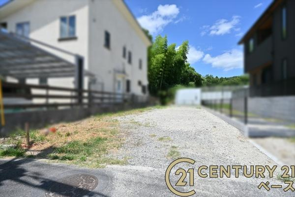 香芝市西真美２丁目の売地の外観