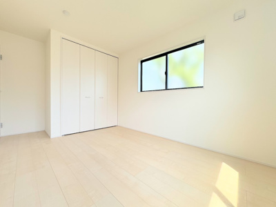 【内観：施工例】 | ◆平塚市ふじみ野新築住宅◆ | 【モデルルーム】◆柔らかい陽光が差し込む明るいお部屋を演出する設計。彩光の取れる窓が気持ちの良いお部屋を創り上げます。