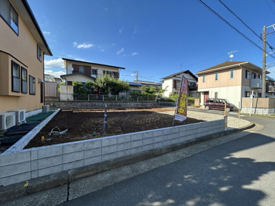 【前面道路含む現地写真】 | ◆平塚市ふじみ野新築住宅◆ | ◆前面道路も幅員があり車の運転も安心！前面道路は閑静な住宅地。車通りの少ない道路です。お子様にも安心です。