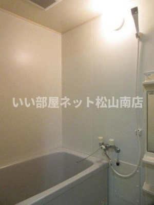 【浴室】 | エスポワールシテイＡ