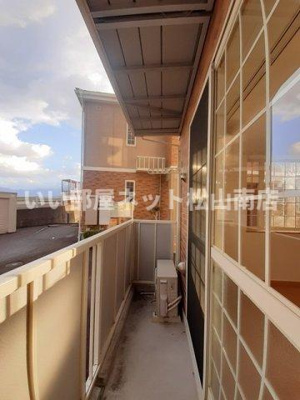 【バルコニー】 | リヴァーパークＢ