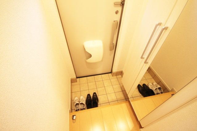 クレール宝塚の玄関|きれいな玄関です