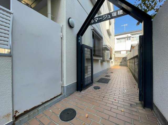 ルマージュ瑞穂のエントランス