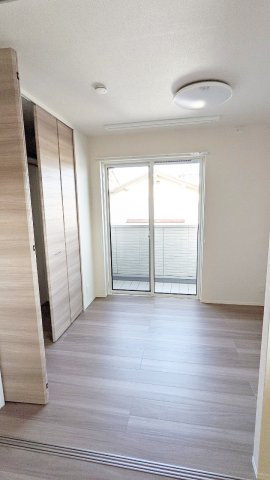 リベルテ逆瀬川の居間・リビング