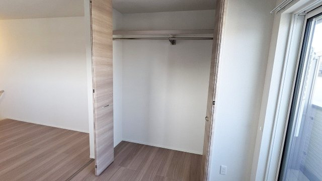 宝塚市伊孑志３丁目のアパートの収納