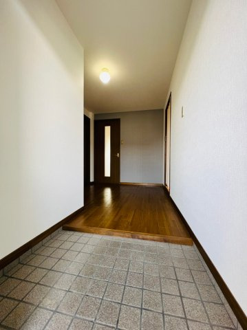 メイゾーン霞ヶ丘の玄関