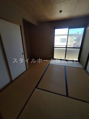 ユトリロ西幸Bの和室