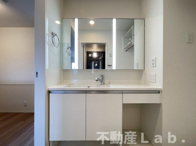 パーシモンハイツの洗面所