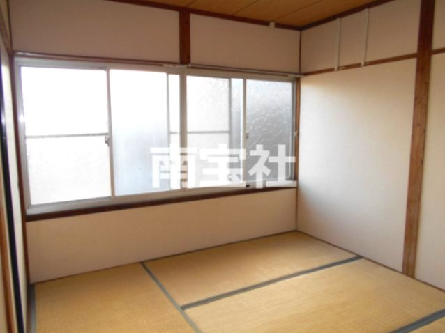 【寝室】