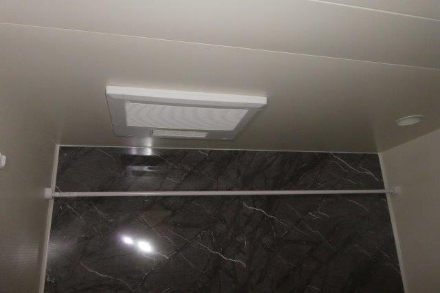 リジョイス井尻野Bの浴室|浴室乾燥機