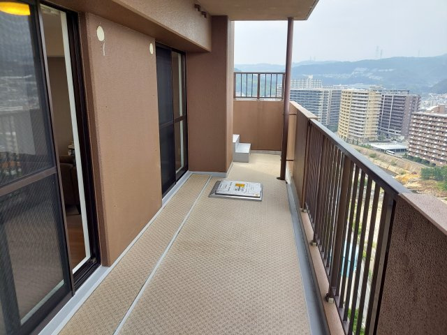 ダイアパレス宝塚月見山のバルコニー|北東側バルコニー