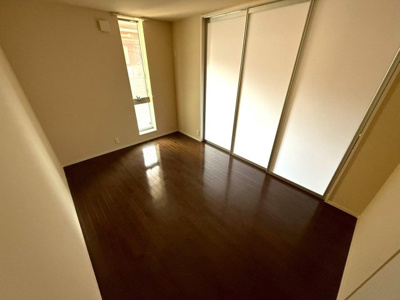 【洋室】 | メゾン　メルヴェイユ