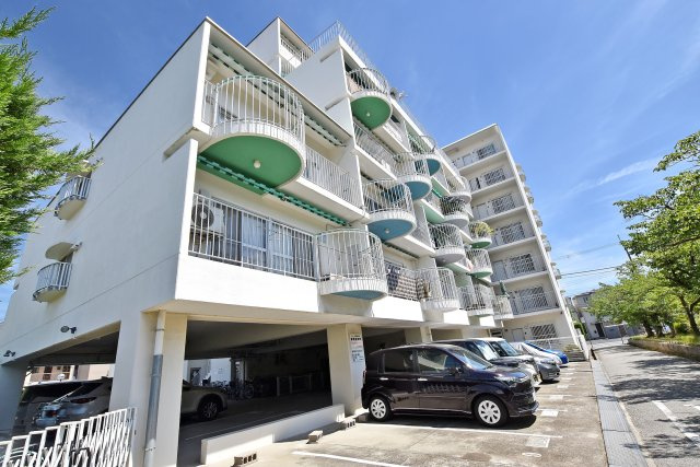 イトーピア武庫之荘の外観|即日ご案内可能です♪
南向きのリビングでぽかぽかの日差しが感じられるお家で新生活を始めませんか？
皆様からのご連絡を心よりお待ちしております。
