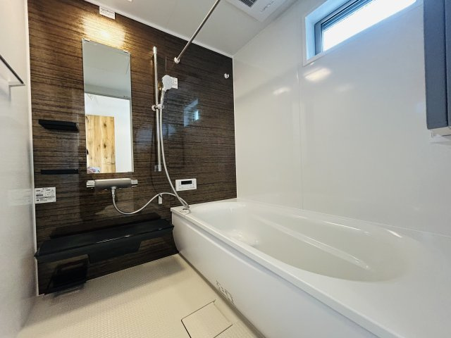 ◆完成済み◆戸塚区汲沢町 新築戸建 3290万円の浴室