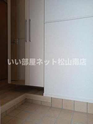 【玄関】 | メゾン・ダンダン