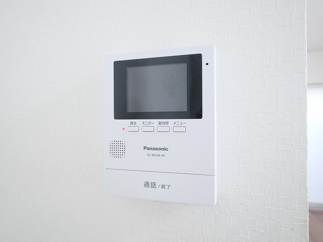 南肘塚町一戸建のセキュリティ|モニター付きインターホンです