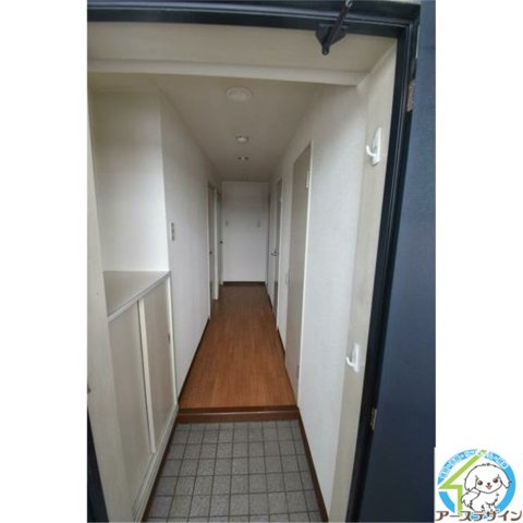 ロイヤルコーポ野添の玄関|パース写真