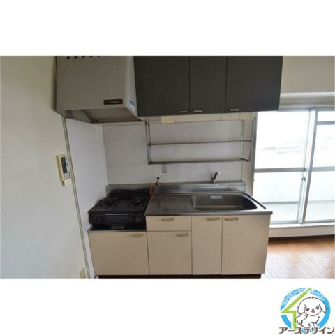 ロイヤルコーポ野添のキッチン|パース写真