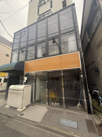 ニュートレンドビルの外観