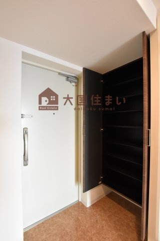 【玄関】 | Luxe難波西Ⅲ