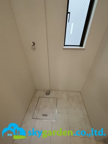 平塚市龍城ケ丘26番　新築戸建　全4棟C号棟のランドリースペース