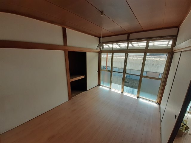 蓮台寺ハウスの洋室
