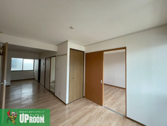 コートヴィレッジⅠの居間・リビング