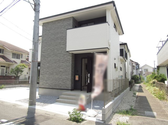 草加市稲荷2丁目 新築分譲住宅の外観