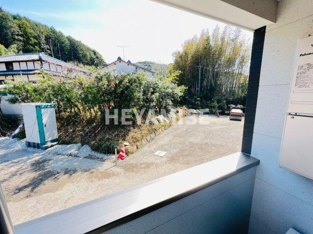 フォレスト飯盛のバルコニー