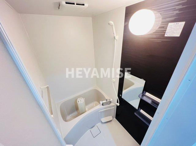 フォレスト飯盛の浴室