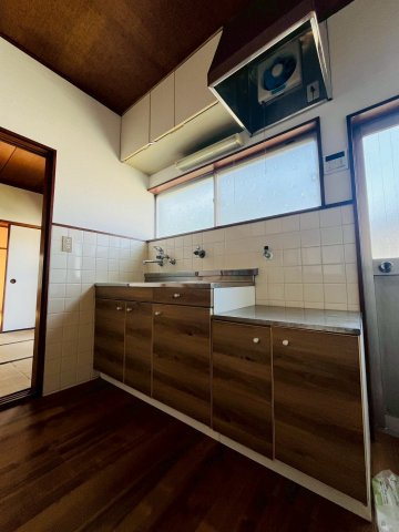 東垂水戸建のキッチン