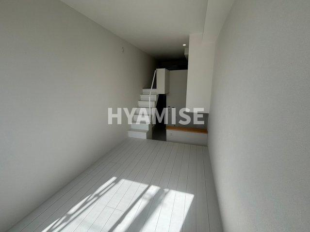 エルモーサ・キャトルの居間・リビング|※別の号室の内装写真