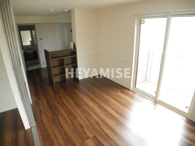 D-room真崎の居間・リビング