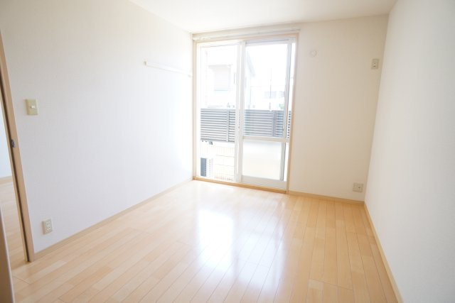 シャーメゾン逆瀬川Ａ棟の寝室