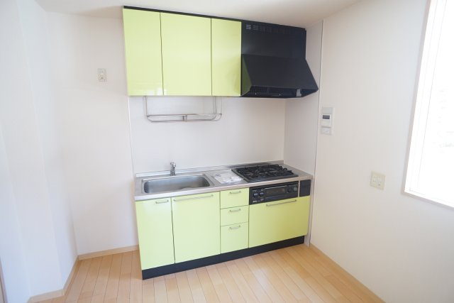 シャーメゾン逆瀬川Ａ棟のキッチン