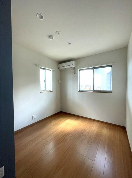 Ｏｌｅｔｈ ＴｏｙｏｙａｍａⅢの洋室