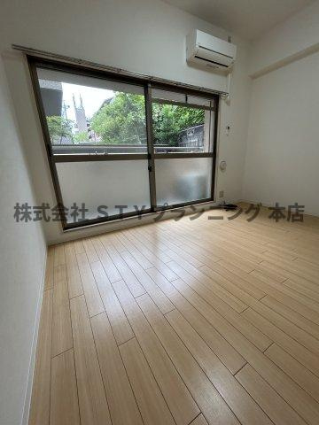 仲介手数料０円！メゾン菊屋の居間・リビング