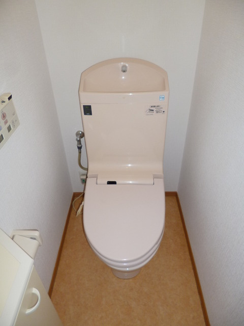 カサ　デ　ノンナのトイレ|★温水洗浄便座★