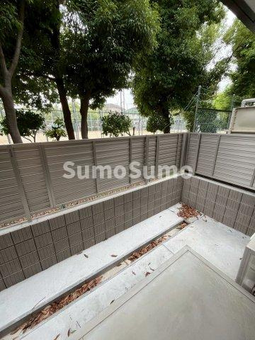 La Maison 塚口のバルコニー