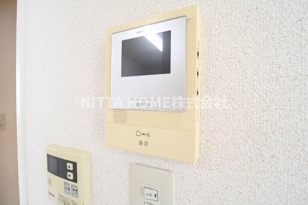 シャーメゾン楽音寺Dのセキュリティ|TVインターホンもあります◎