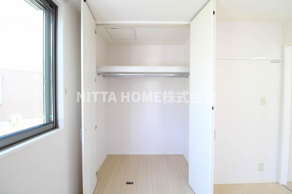 シャーメゾン楽音寺Dの内装|各洋室にクローゼットを完備!(^^)!