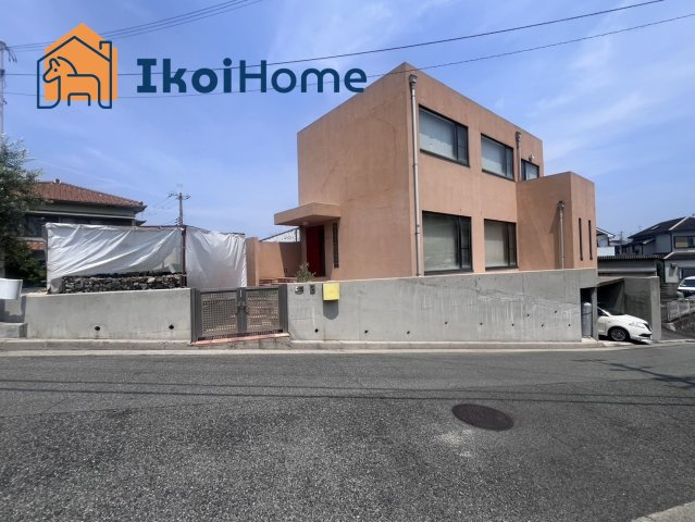 明石市藤江　中古戸建の玄関|●年中無休：当日予約可●山電藤江駅徒歩8分・JR西明石駅徒歩16分の2WAYアクセス良好の立地！！