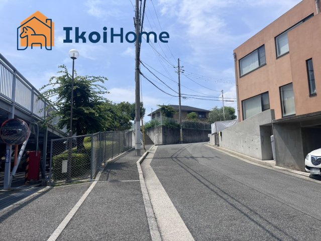 明石市藤江　中古戸建の設備|●年中無休：当日予約可●前面道路は幅員約6ｍ、交通量比較的少なく安心の住環境です。