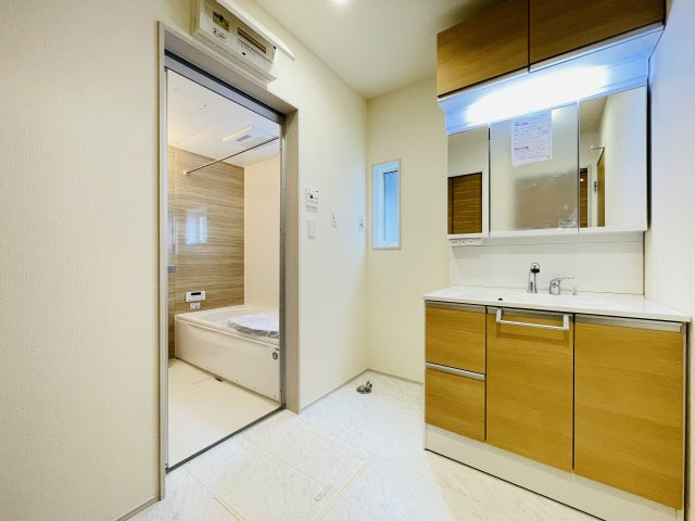 【独立洗面台】 | 深谷市上柴町西5丁目　ブルーミングガーデン　新築戸建　全1棟　1号棟