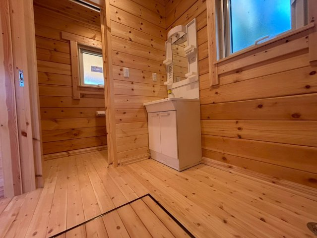 大網白里市四天木乙　中古戸建の洗面所