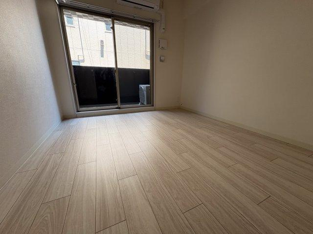 プレサンス桜川グロワールの洋室